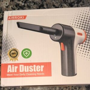 Black and White Air Duster